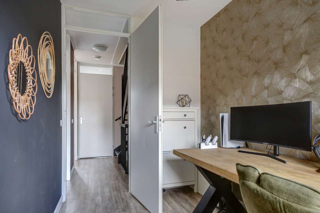 Foto 15 van Oeverzeggeweg 61