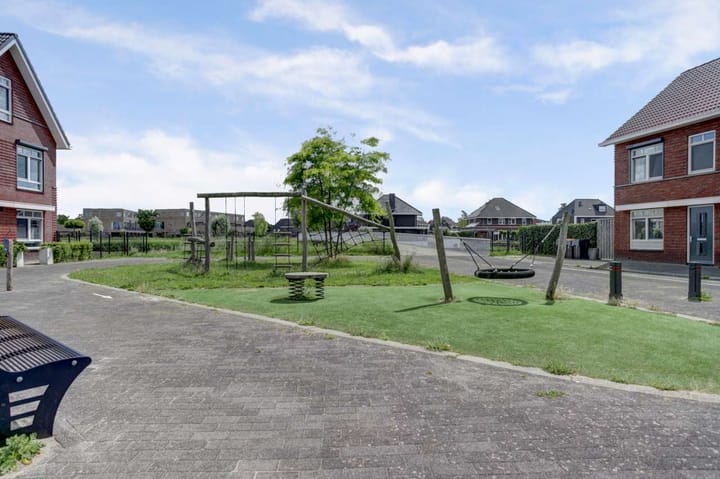 Photo 39 of Oeverzeggeweg 61