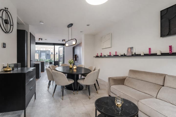 Foto 5 van Anton Ebbenhof 12