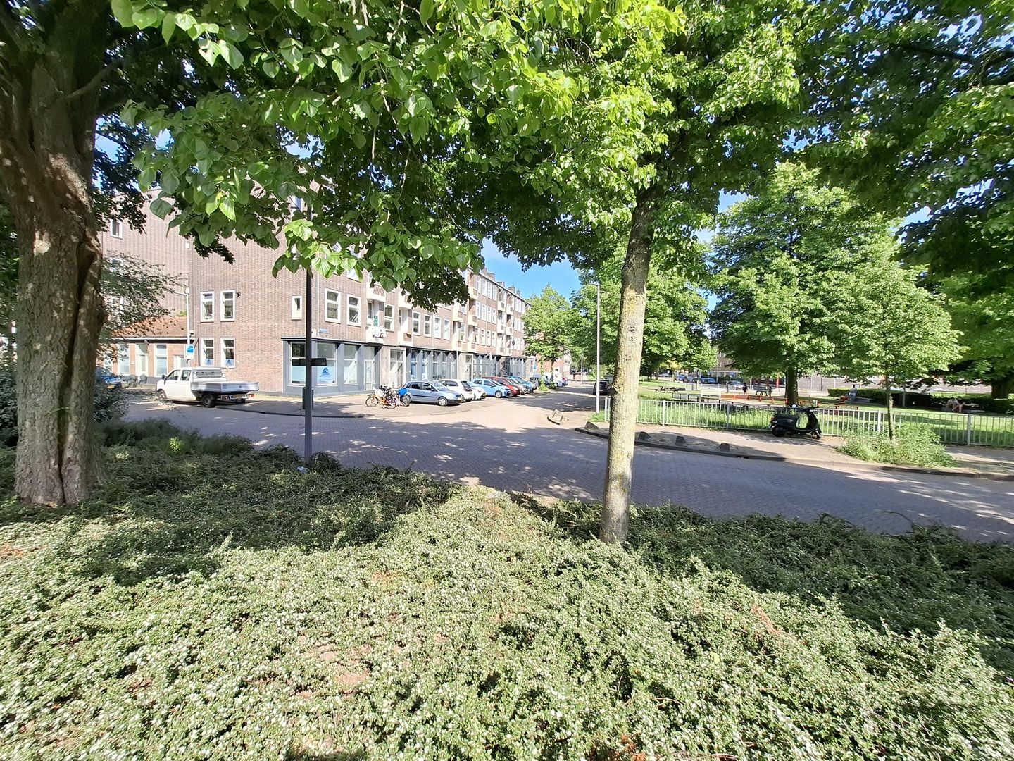 Foto 1 van Pinasplein 17-C