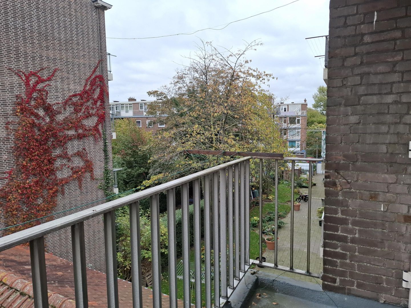 Foto 10 van Pinasplein 17-C