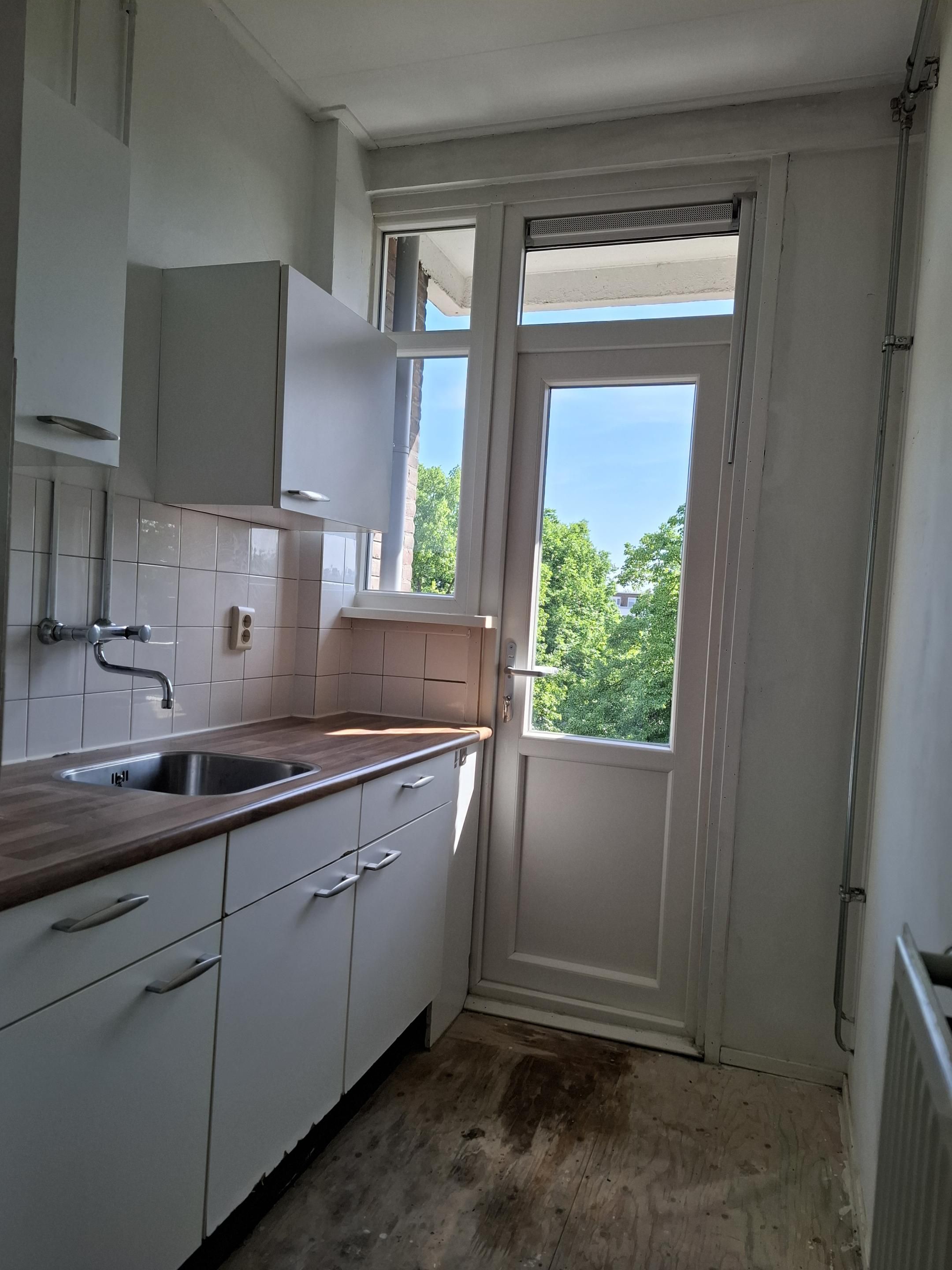 Foto 12 van Pinasplein 17-C