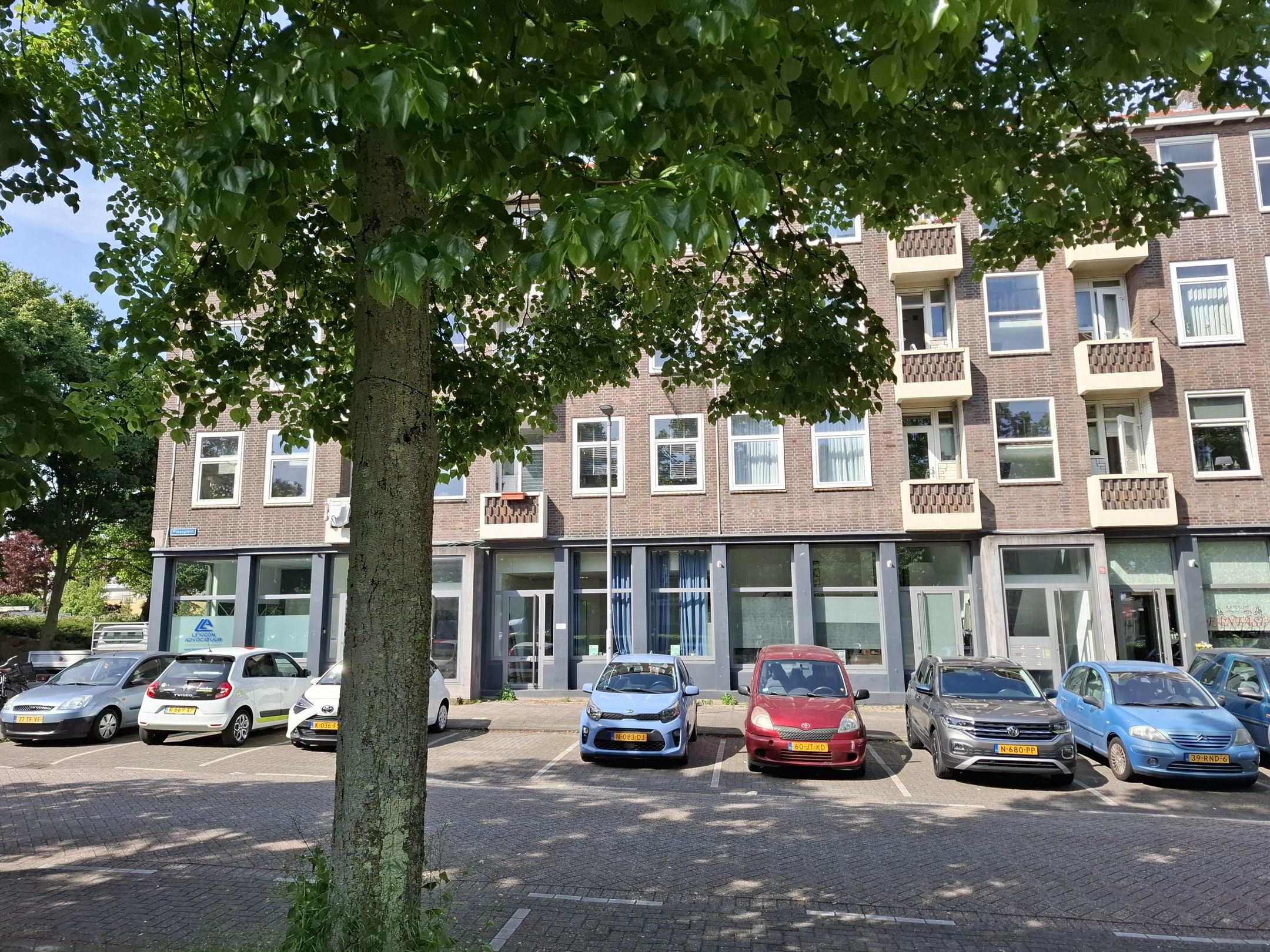 Foto 18 van Pinasplein 17-C