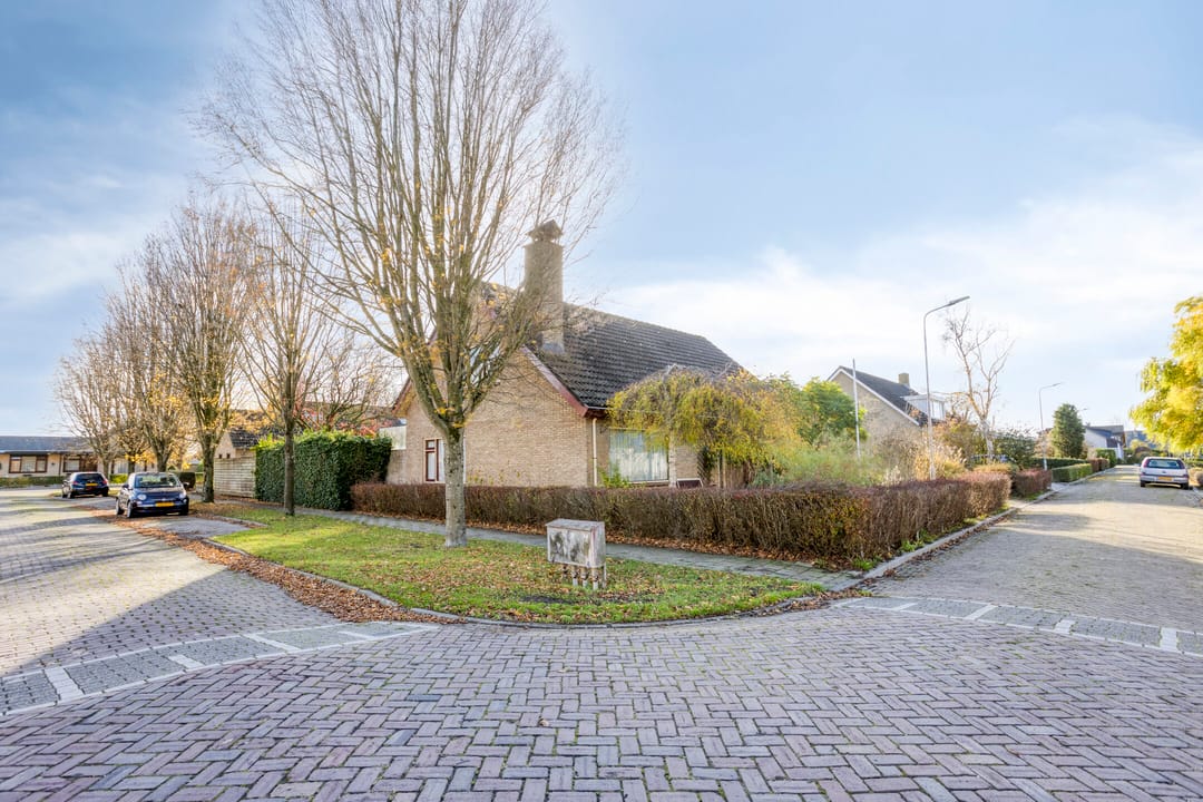 Foto 2 van Vincent van Goghstraat 1