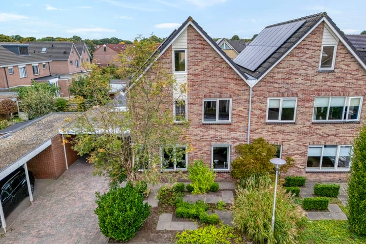 Photo 2 of Fluitekruid 16