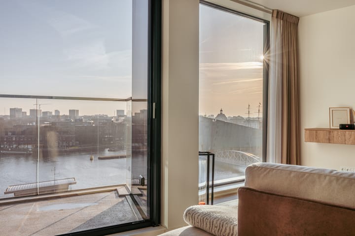 Photo 4 of Ton de Leeuwstraat 46