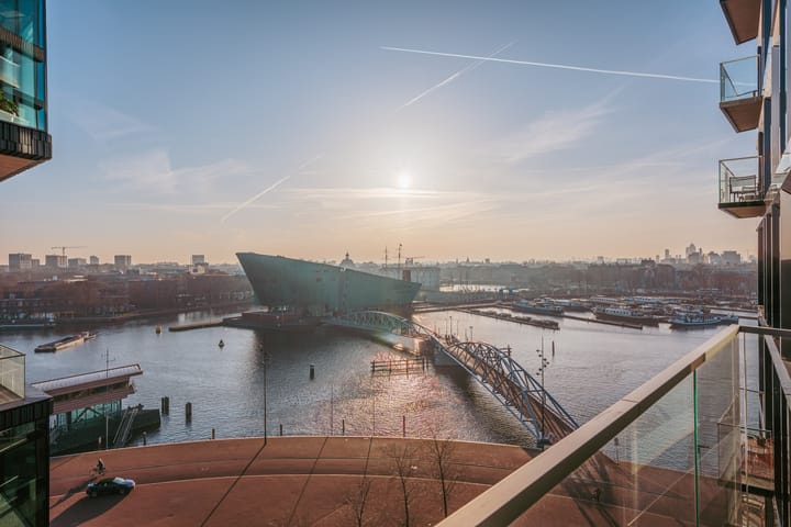 Photo 23 of Ton de Leeuwstraat 46