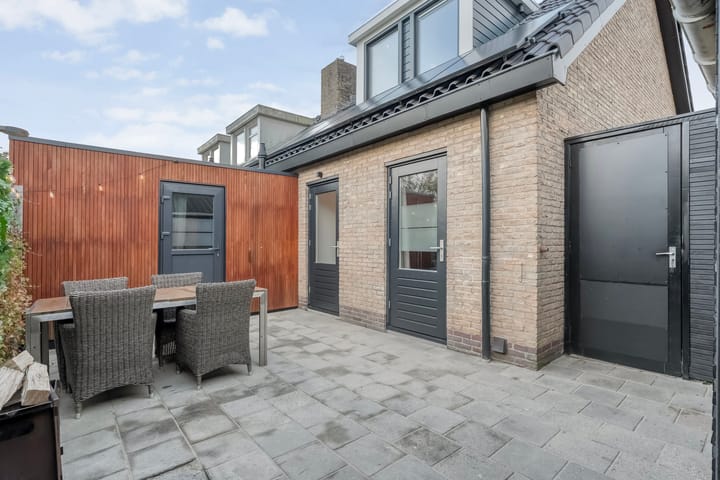 Photo 3 of Lagelaan 10