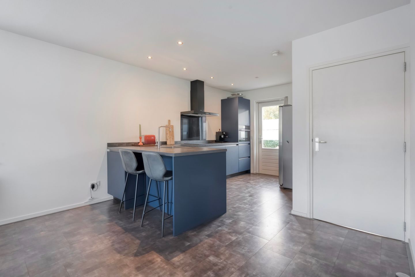 Photo 4 of Lagelaan 10