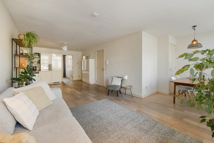 Foto 4 van Bilderdijkstraat 102-2