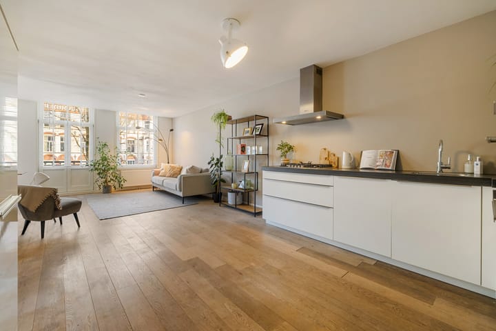 Foto 14 van Bilderdijkstraat 102-2