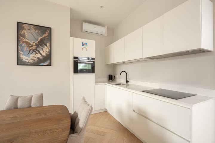 Photo 14 of Okeghemstraat 9-3