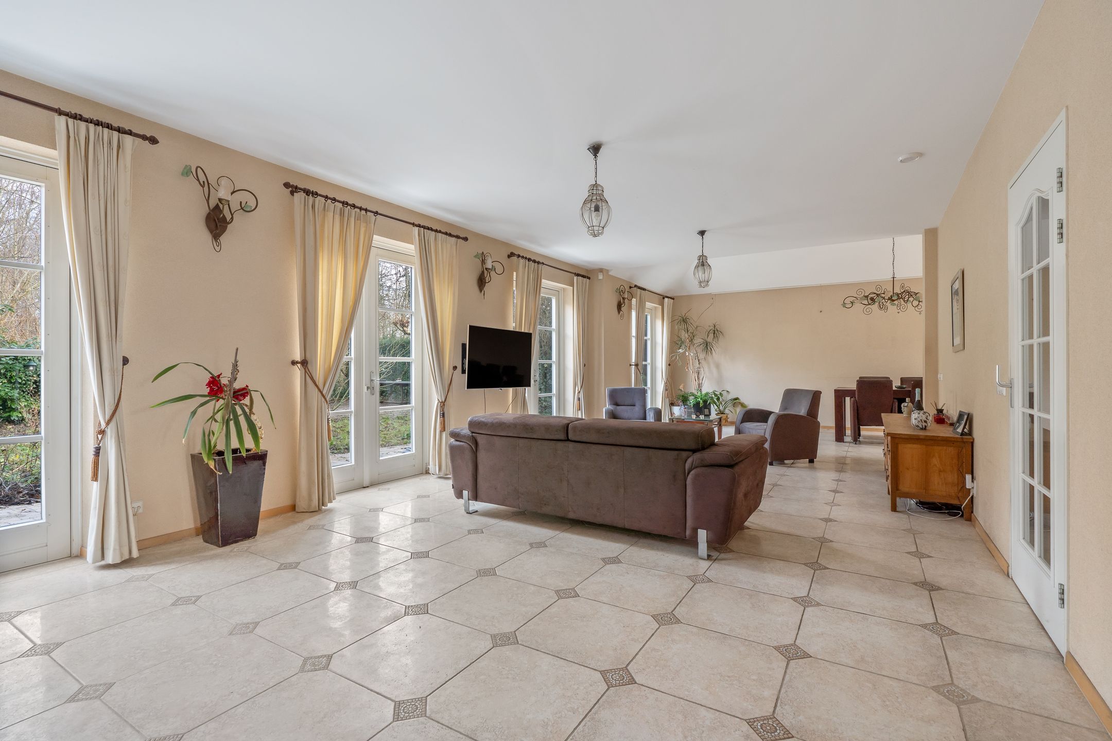 Foto 9 van Korenbeursstraat 4