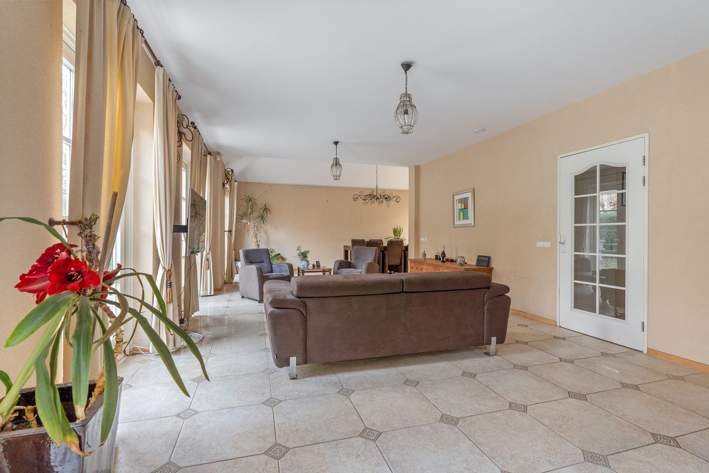 Foto 10 van Korenbeursstraat 4