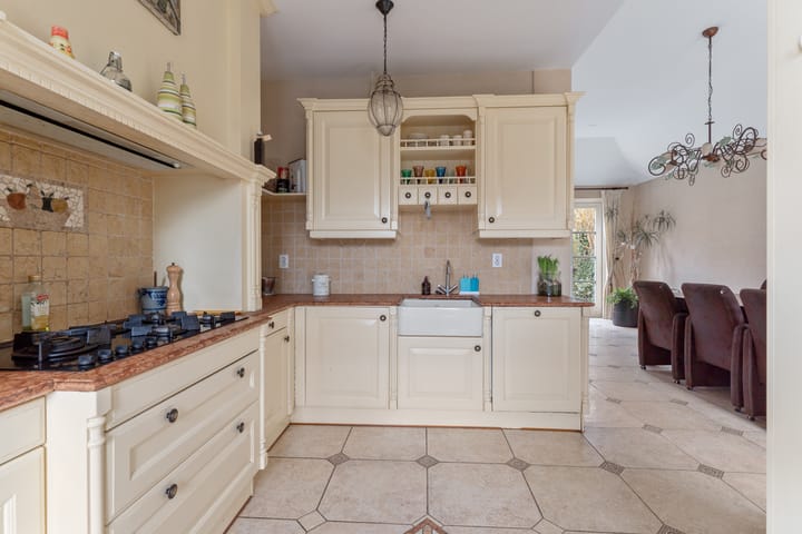 Foto 17 van Korenbeursstraat 4