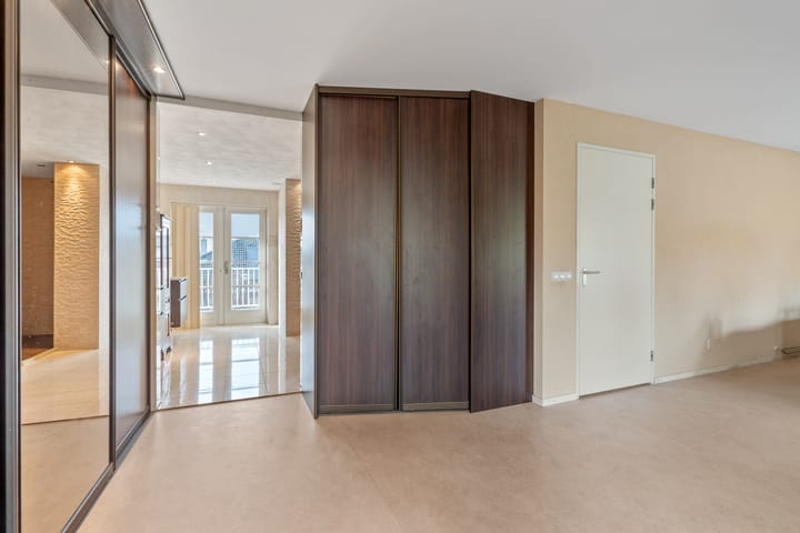 Foto 30 van Korenbeursstraat 4