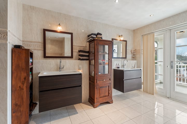 Foto 33 van Korenbeursstraat 4