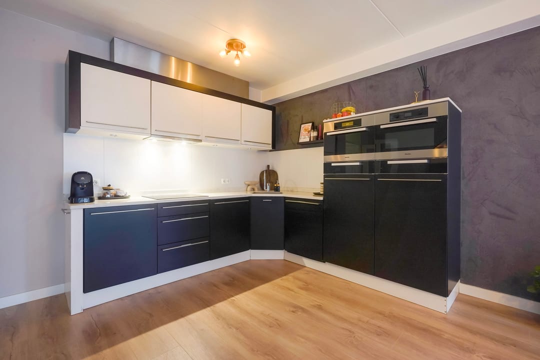 Foto 7 van Van Tijnplein 2