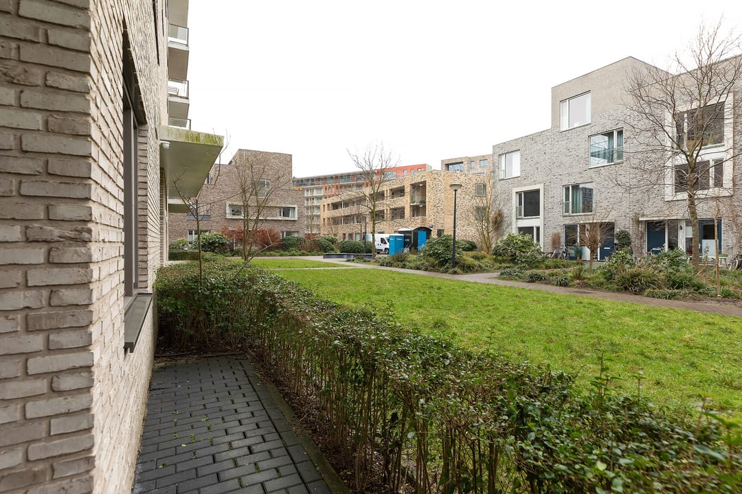 Foto 17 van Faas Wilkesstraat 6