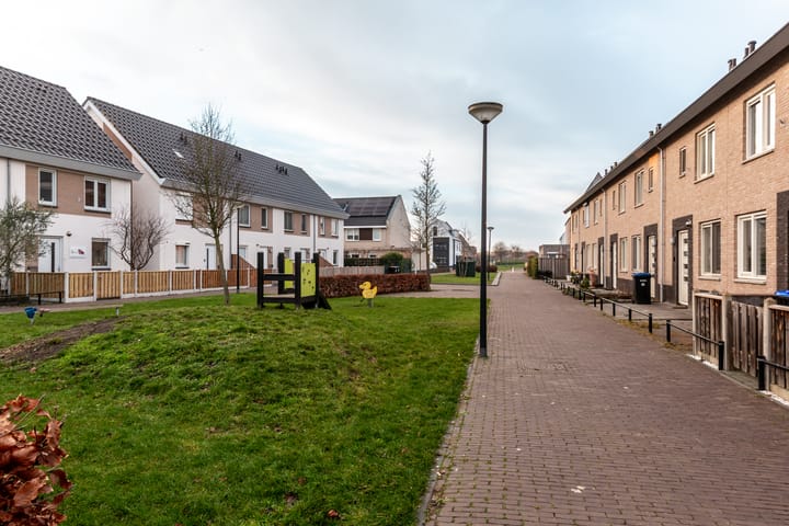 Foto 33 van Dotterbloemhof 41