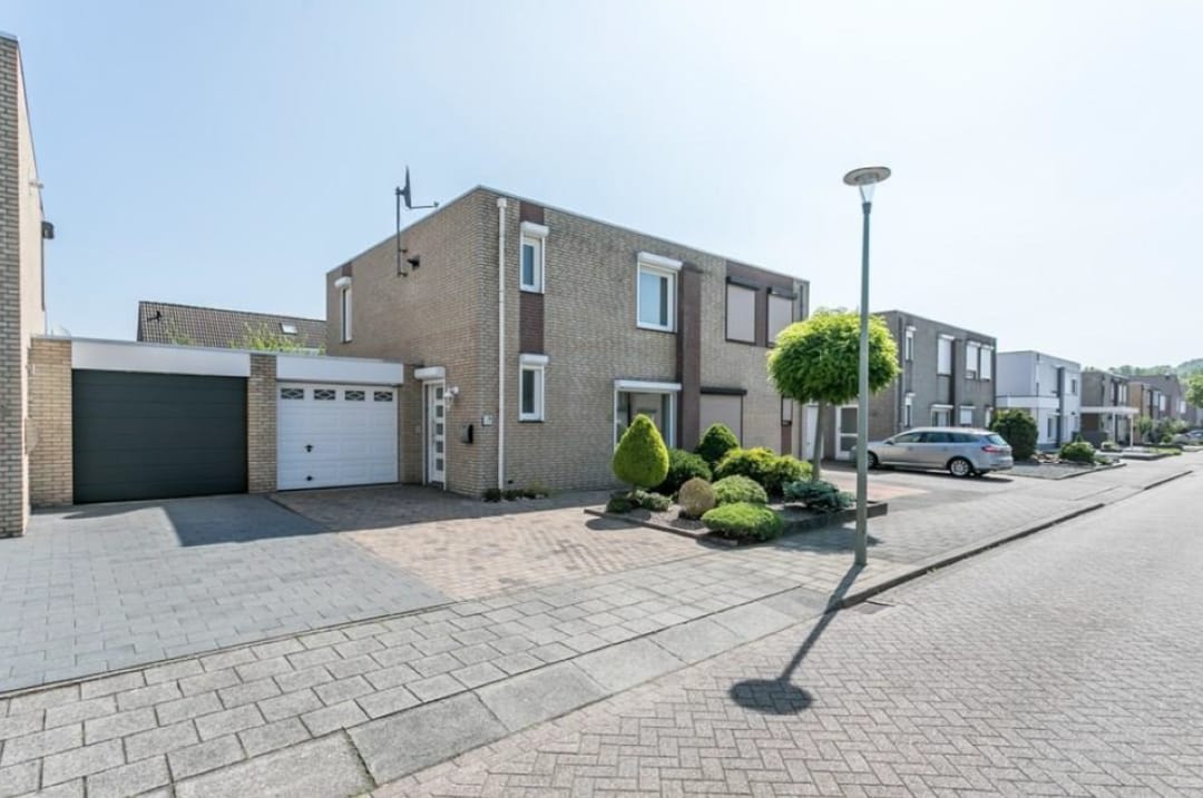 Foto 1 van Olof Palmestraat 5