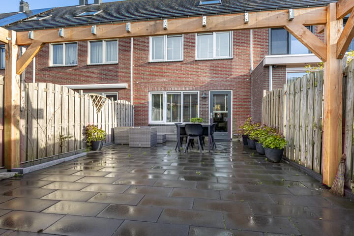 Foto 13 van Count Basielaan 51