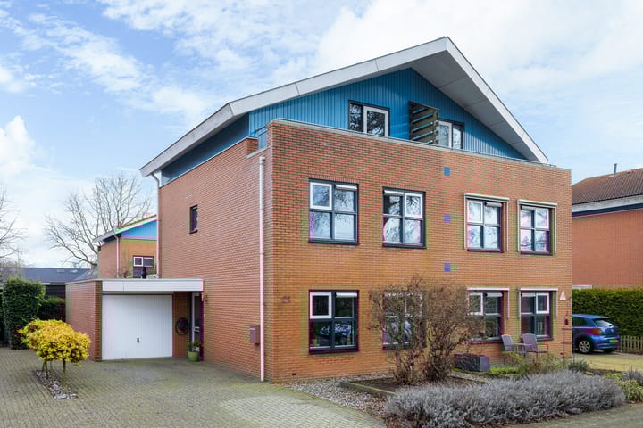 Foto 8 van Surinamesingel 21