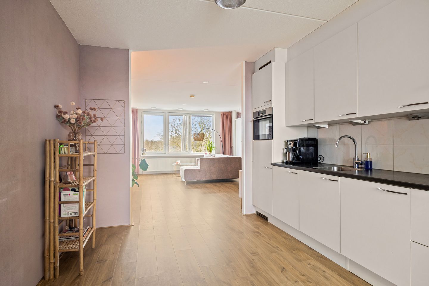 Photo 10 of Raadhuisstraat 68