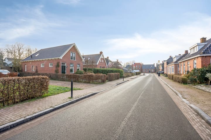 Photo 4 of Oosterstraat 4