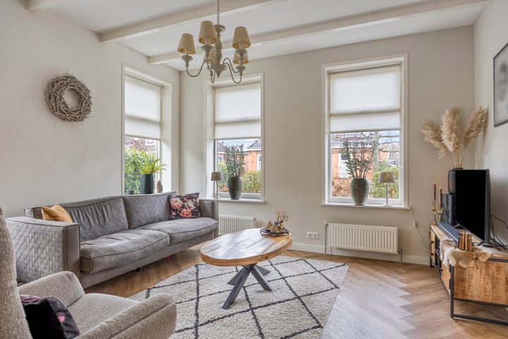 Photo 11 of Oosterstraat 4