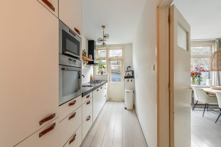 Foto 6 van Jan Steenstraat 61