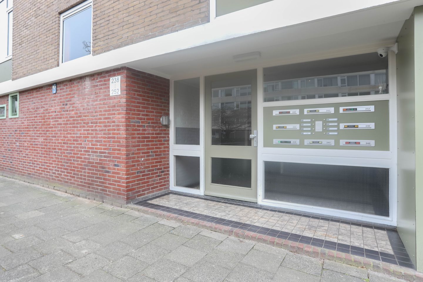 Photo 14 of Van Eysingalaan 242