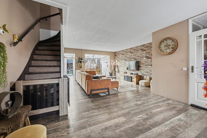 Foto 9 van Oosteres 9