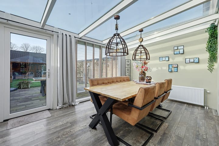 Foto 11 van Oosteres 9