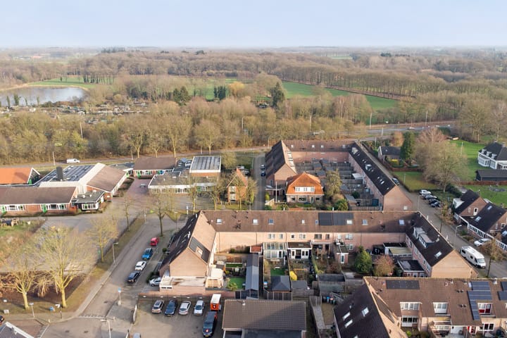 Foto 42 van Oosteres 9