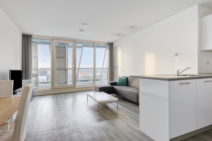 Photo 5 of Kruisplein 604