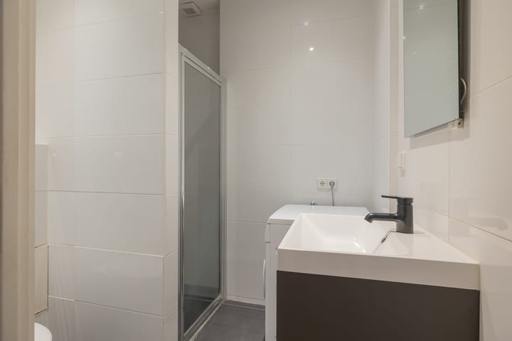 Foto 26 van Pieter van der Doesstraat 42-2