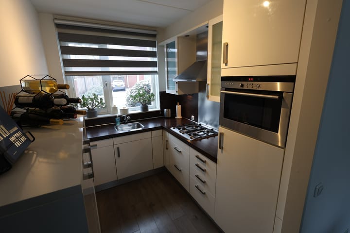 Foto 12 van Esrand 64