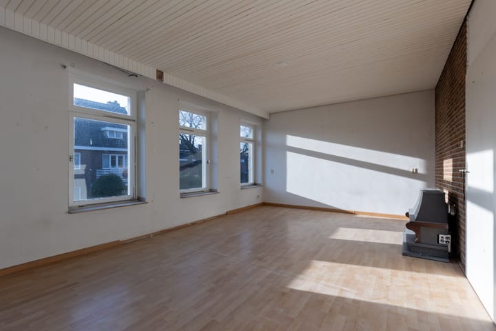 Foto 29 van Hovenstraat 57