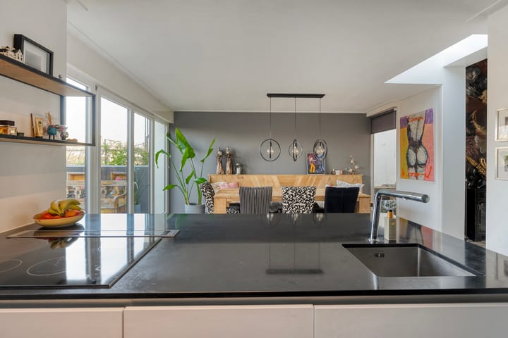 Foto 12 van J H Tromp Meestersstraat 23