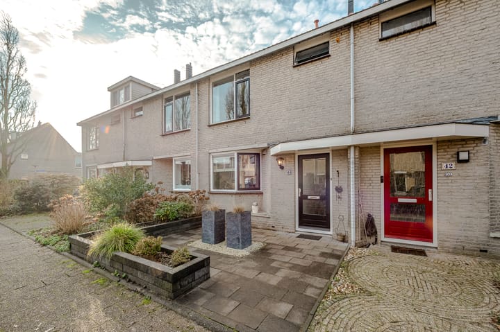 Foto 1 van Gentiaan 44