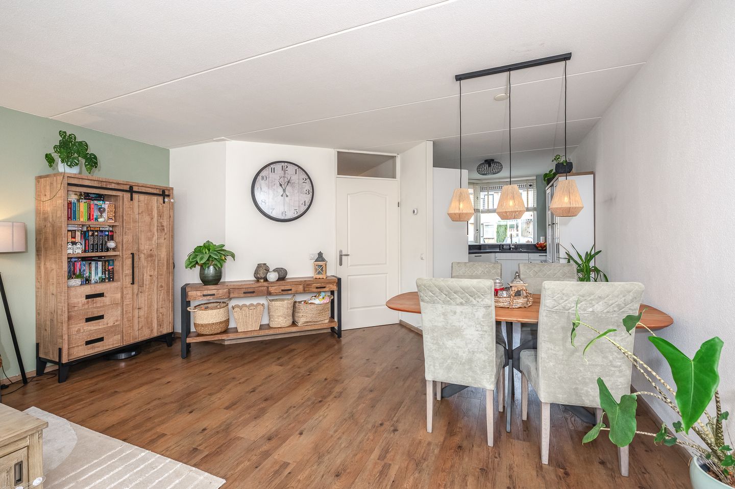 Photo 10 of Gentiaan 44