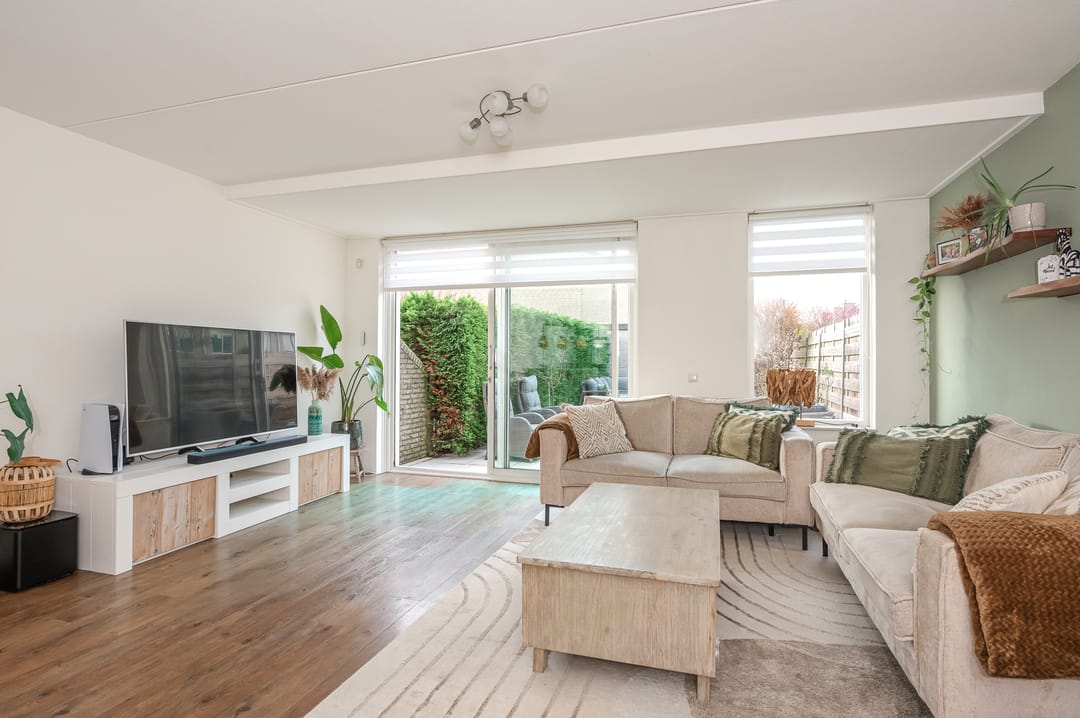 Photo 16 of Gentiaan 44