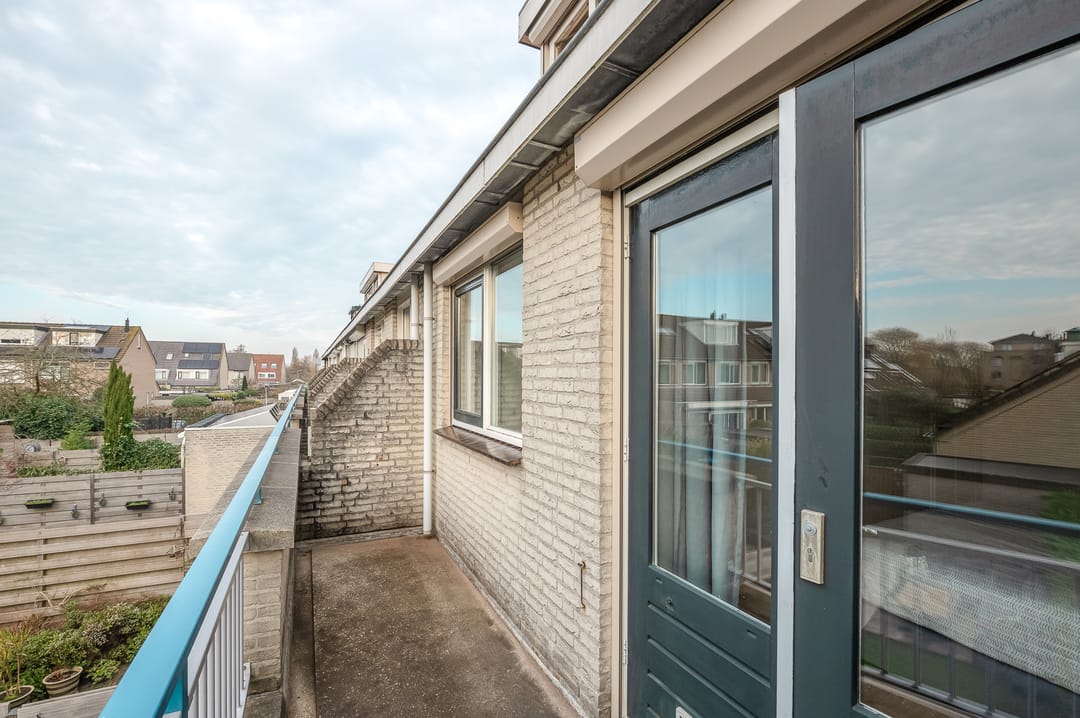 Photo 37 of Gentiaan 44