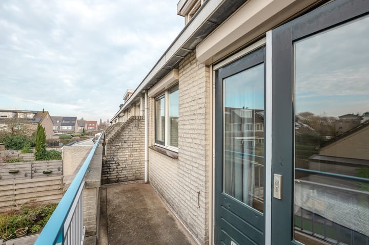 Foto 37 van Gentiaan 44