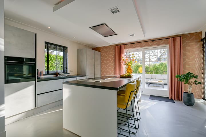 Photo 3 of Vlietsingel 13-A