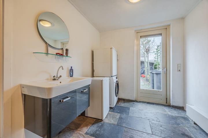 Foto 24 van Pontiaanstraat 16