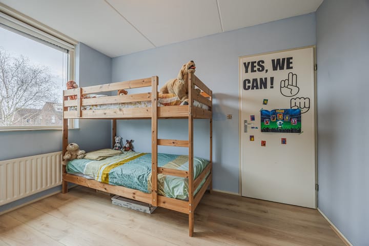 Foto 30 van Pontiaanstraat 16