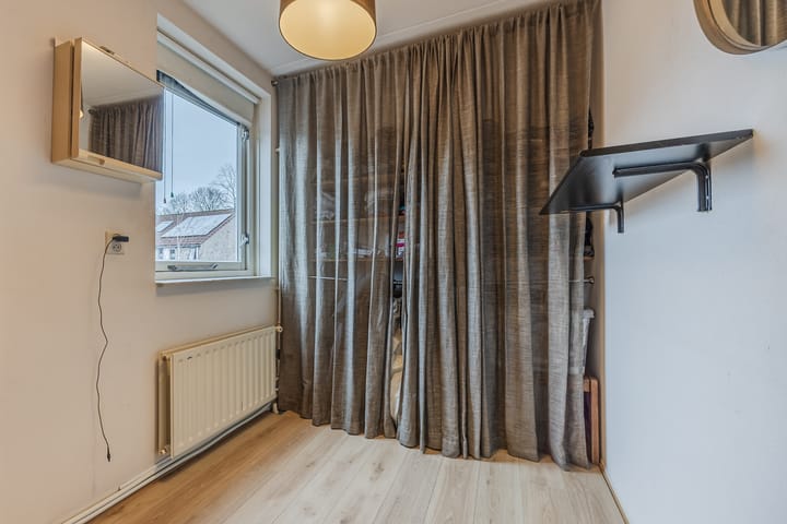 Foto 32 van Pontiaanstraat 16