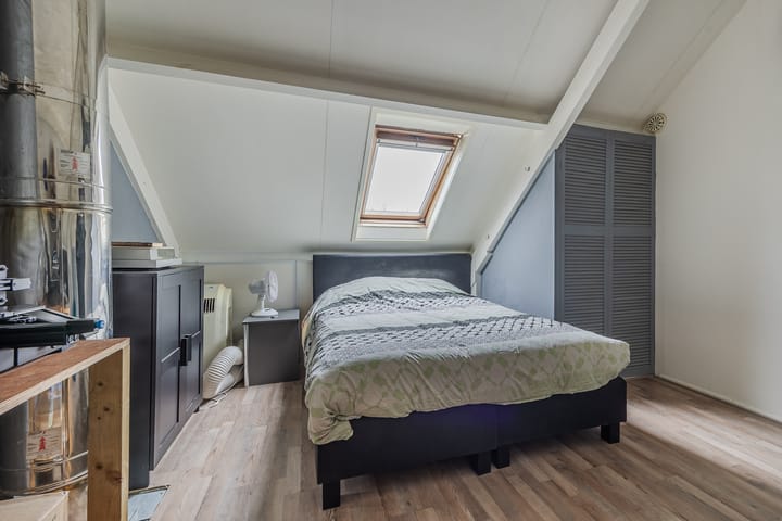 Foto 41 van Pontiaanstraat 16